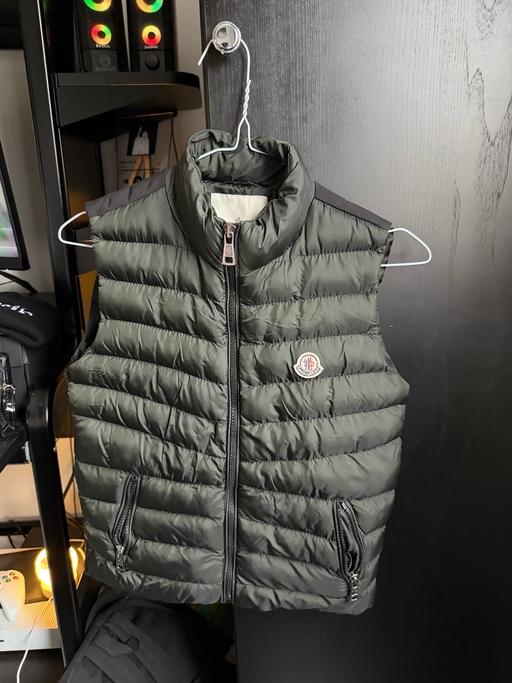 Buy & Sell Croydon Croydon - Photos for Moncler Jacket