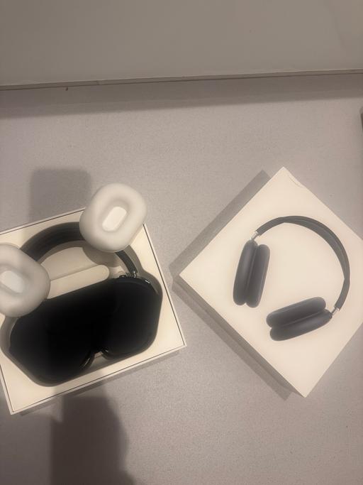Buy & Sell Farringdon Central London - Photos for Apple AirPod Max - Midnight
