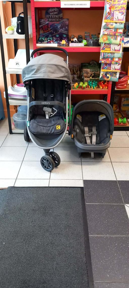 Buy & Sell Westcliff-on-Sea Southend-on-Sea - Photos for Stroll on 3 wheel lightweight stroller