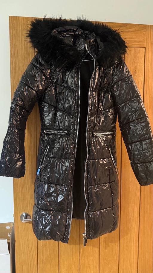 Buy & Sell Cubitt Town East London - Photos for Very Black furred hood puffer coat