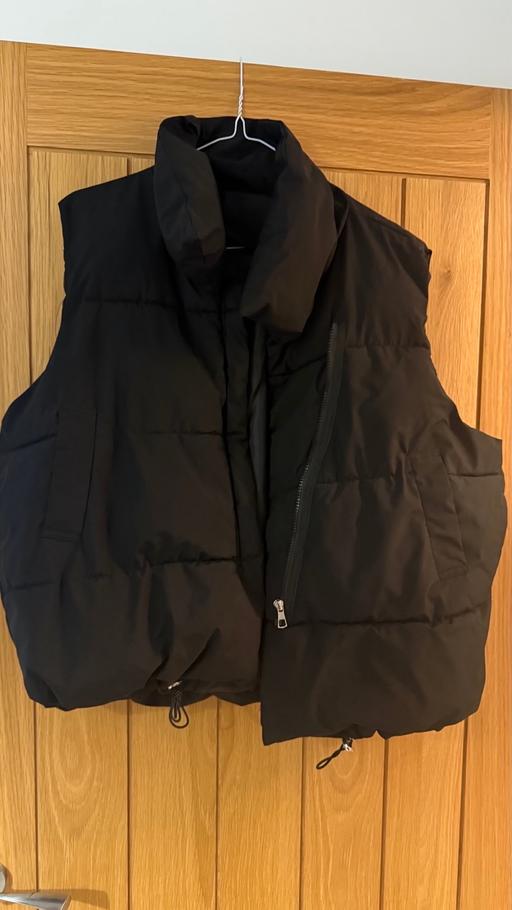 Buy & Sell Cubitt Town East London - Photos for 2 Gilets