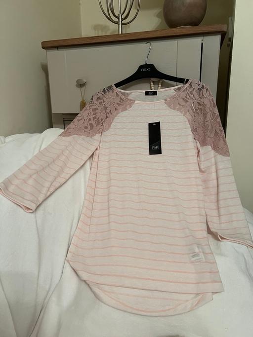 Buy & Sell Hetton-Le-Hole Sunderland - Photos for Women Top From F&F ( New )