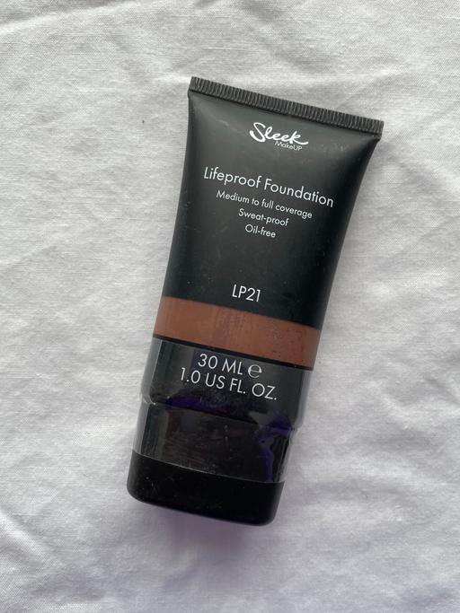 Buy & Sell Barbican Central London - Photos for Sleek Lifeproof Foundation [Free P&P]