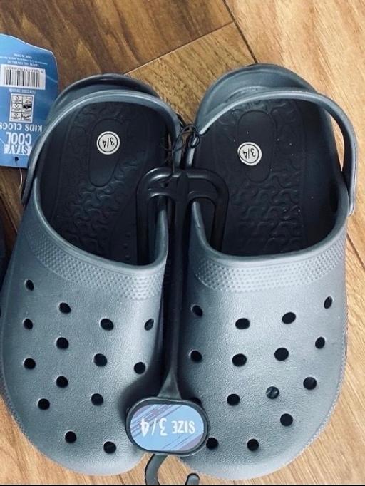 Buy & Sell Yardley Birmingham - Photos for Unisex clogs size 3/4