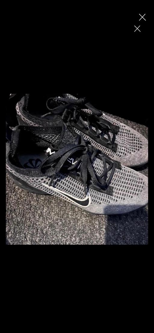 Buy & Sell Darlaston Walsall - Photos for Nike trainers size 5