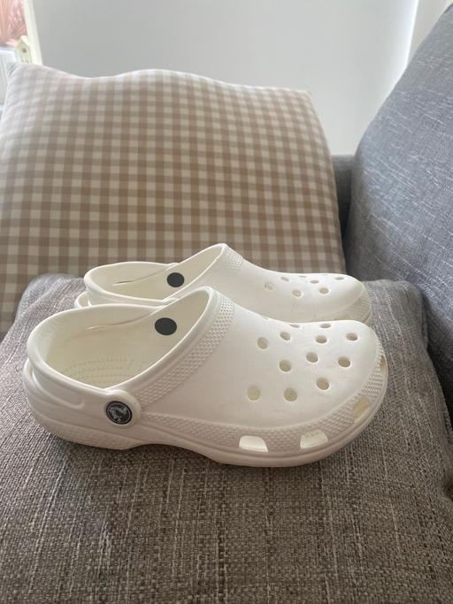 Buy & Sell Ackworth Wakefield - Photos for White crocs size 4