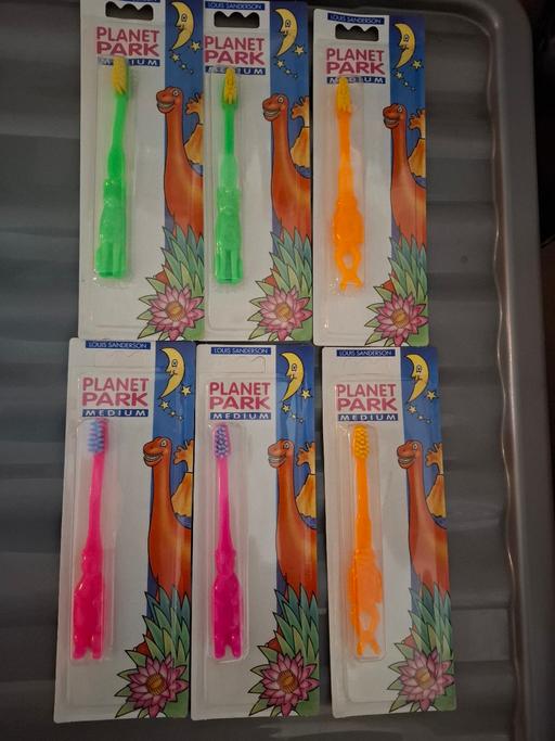 Buy & Sell Woodsetton Dudley - Photos for TOOTHBRUSHES