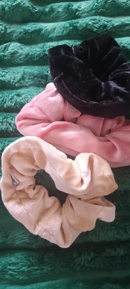 Buy & Sell Aigburth Liverpool - Photos for Scrunchies with a zip