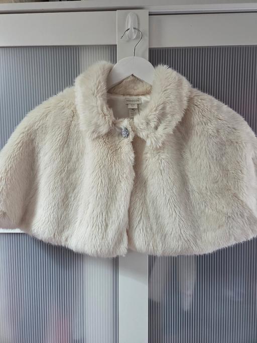 Buy & Sell Runcorn Halton - Photos for Age 10-13 MONSOON fluffy shawl poncho