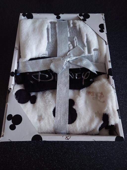 Buy & Sell Loughborough Charnwood - Photos for Girls Disney pyjama gift box size 11/12 years