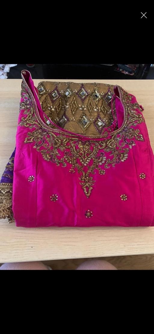 Buy & Sell Goldthorn Park Wolverhampton - Photos for Indian Punjabi ladies Suit