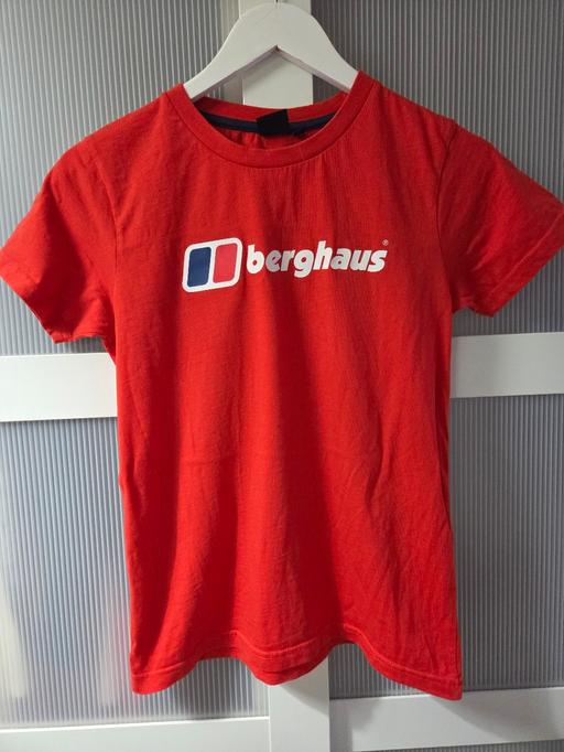 Buy & Sell Halton Brook Halton - Photos for Age 11-12 BERGHAUS red tshirt