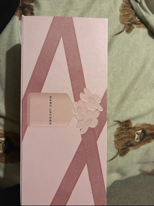 Buy & Sell Silkwood Park Wakefield - Photos for Daisy perfume set