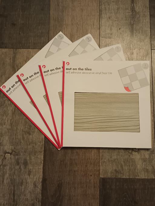 Buy & Sell Wimblebury Cannock Chase - Photos for 12 Self adhesive vinyl floor tiles, grey wood