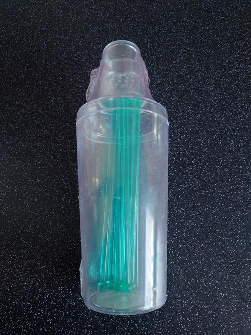 Buy & Sell Woodthorpe Charnwood - Photos for Plastic cocktail shaker and stirrers