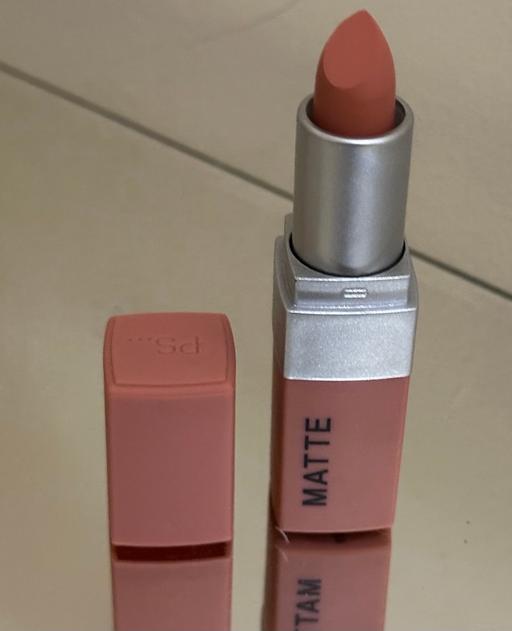 Buy & Sell Shirley Solihull - Photos for Brand new lipstick 💄