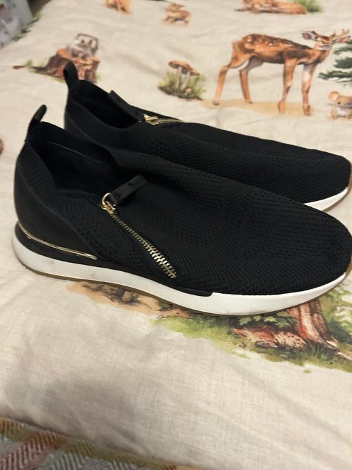 Buy & Sell Dudley Port Sandwell - Photos for River island trainers size 6 worn once