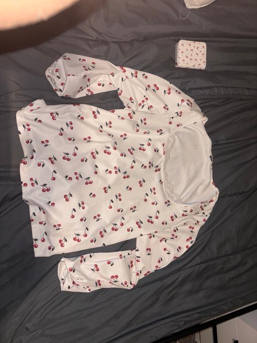 Buy & Sell Hebburn South Tyneside - Photos for Long sleeved T-shirt