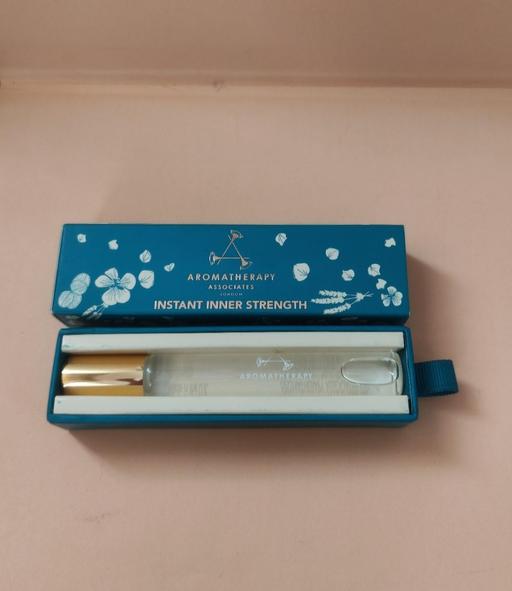 Buy & Sell Grafton Street Industrial Estate West Northamptonshire - Photos for Aromatherapy instant inner strength roller ba