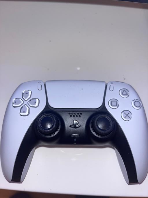 Buy & Sell Seven Sisters North London - Photos for Ps5 controller new