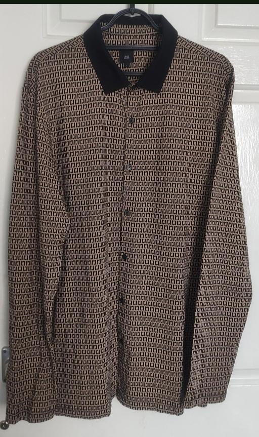 Buy & Sell Grafton Street Industrial Estate West Northamptonshire - Photos for River island men's shirt