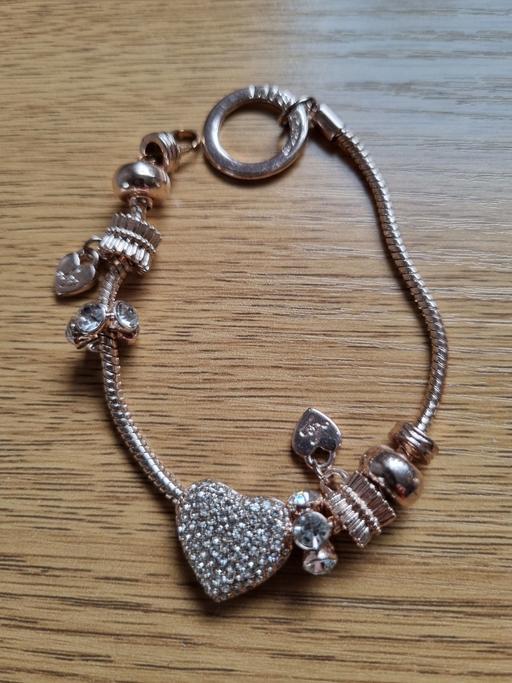 Buy & Sell Kettering North Northamptonshire - Photos for lipsy London bracelet