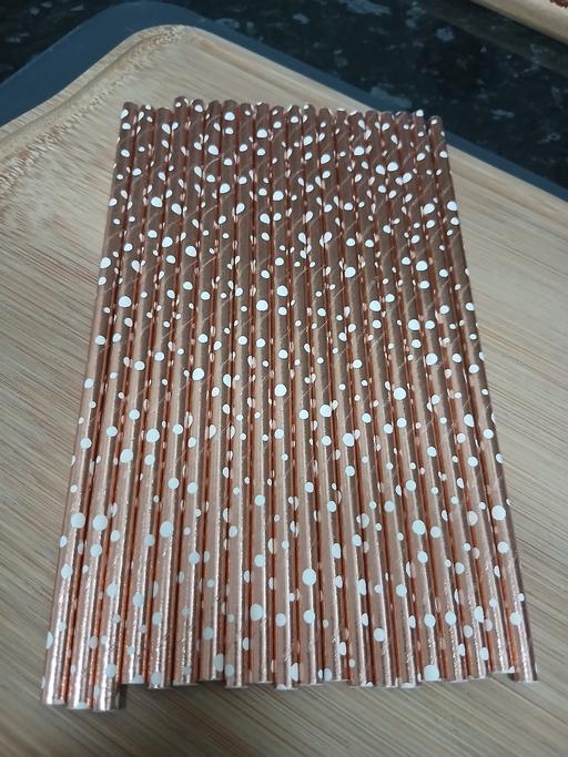 Buy & Sell Radcliffe Bury - Photos for Straws New