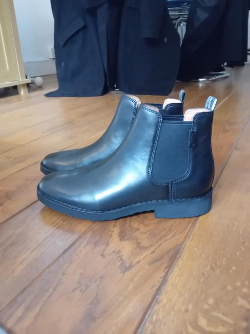 Buy & Sell West Kensington West London - Photos for Ralph Luren Chelsea Boots
