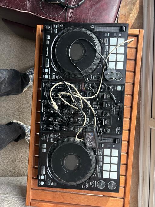 Buy & Sell Highwood Chelmsford - Photos for DDJ 1000 pioneer