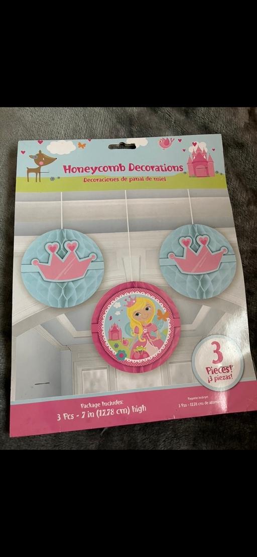 Buy & Sell Golds Hill Sandwell - Photos for Birthday girl decorations