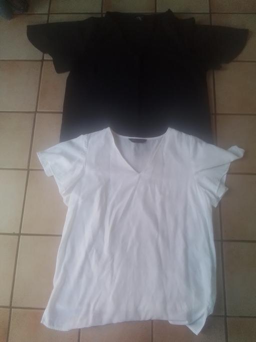 Buy & Sell Streetly Walsall - Photos for TWO LADIES TOP