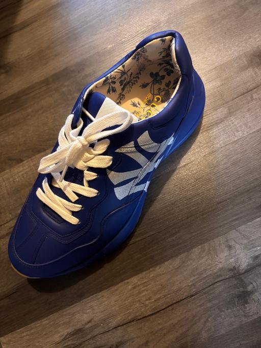 Buy & Sell Rotherhithe South East London - Photos for Gucci trainers