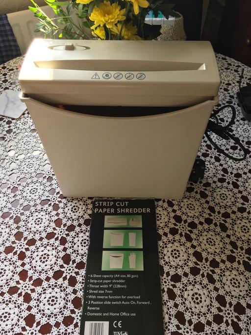 Buy & Sell Langford Central Bedfordshire - Photos for Strip cut paper shredder