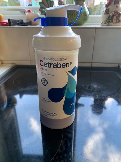 Buy & Sell Leamore Walsall - Photos for Moisturising cream