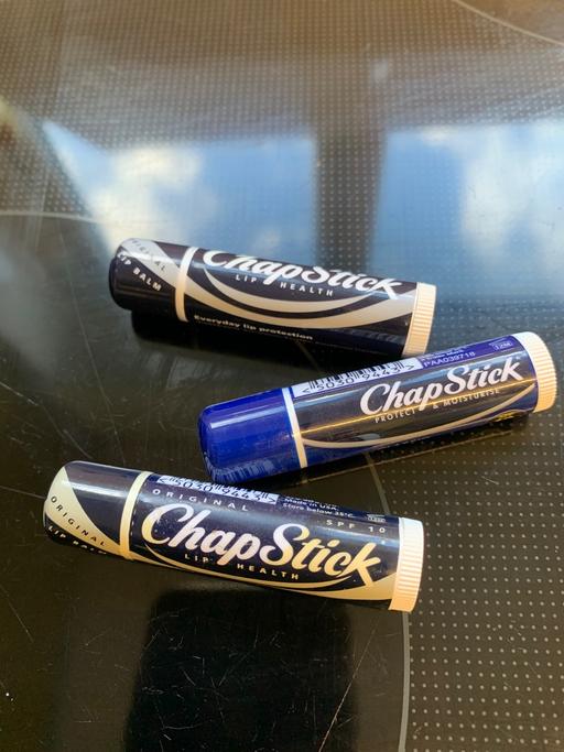Buy & Sell Leamore Walsall - Photos for Chap stick lip balm