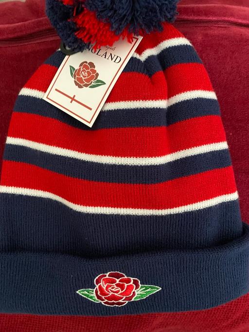 Buy & Sell Wallasey Wirral - Photos for England rugby team knitted Pom Pom hat