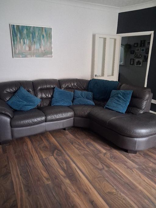 Buy & Sell Tyldesley Wigan - Photos for Settee