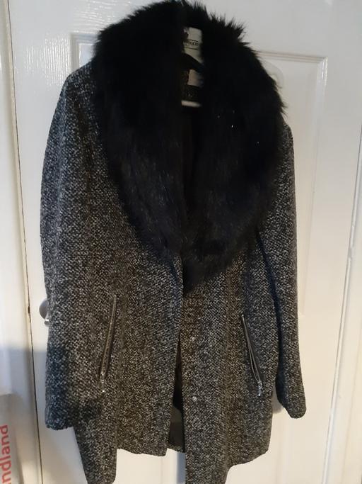 Buy & Sell South Hylton Sunderland - Photos for bargain coat detachable fur worn twice