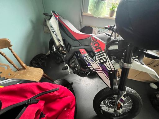 Vehicles Leavesden Watford - Photos for Apprila SX 125cc 2024 Plate Good Condition!!
