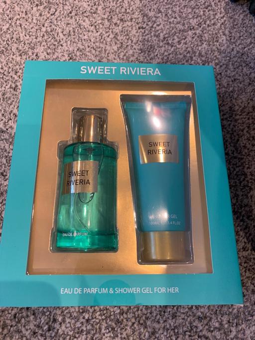 Buy & Sell Epsom and Ewell Surrey - Photos for Perfume and shower gel