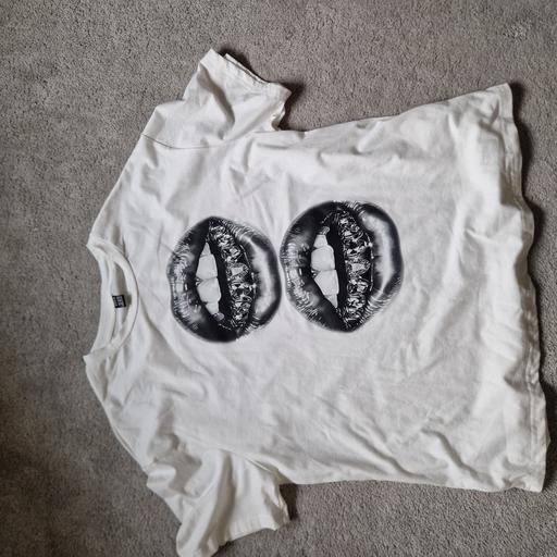 Buy & Sell Lymm Warrington - Photos for t shirt