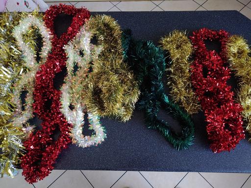 Buy & Sell Woodthorpe Charnwood - Photos for Mixed lot of Christmas tinsel