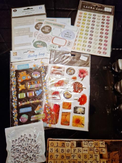 training Grassmoor North East Derbyshire - Photos for job lot of craft items