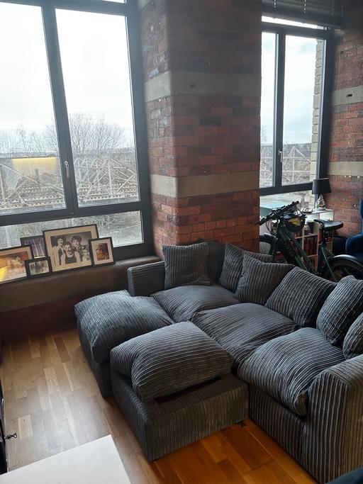 Buy & Sell Manningham Bradford - Photos for Grey corduroy chaise Sofa