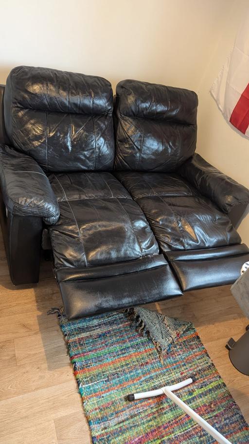 Buy & Sell Great Barr Birmingham - Photos for Free to collector! Recliner sofa - wo