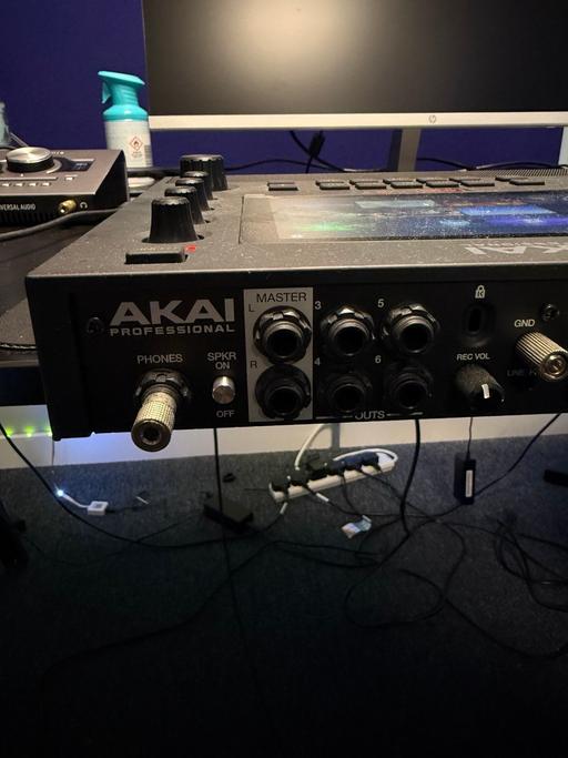 Buy & Sell - Photos for Akai MPC Live 2