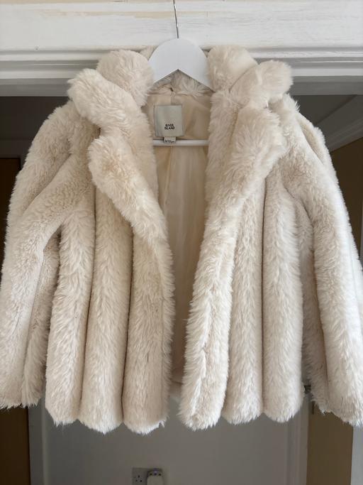 Buy & Sell Southsea Portsmouth - Photos for Girls River Island fur coat age 9-10