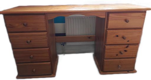 Buy & Sell Barking Barking and Dagenham - Photos for Dressing table (wooden) with drawers & wheels