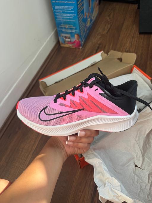 Buy & Sell Kennington South East London - Photos for Running trainers