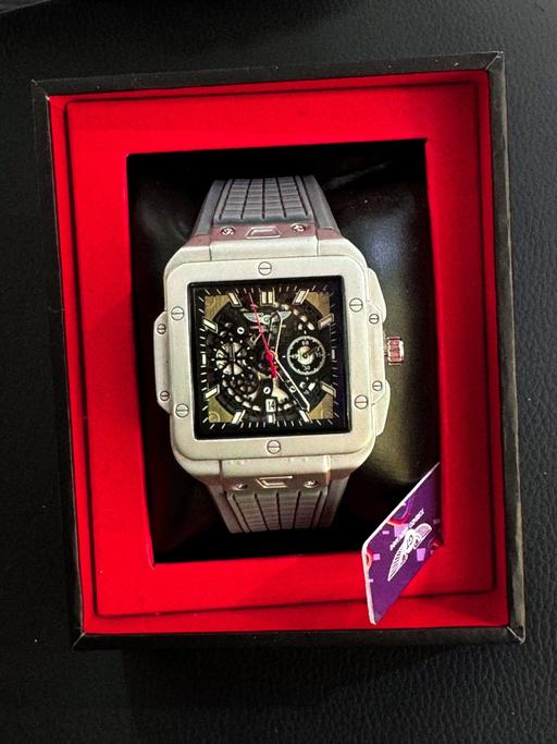 Buy & Sell Luton Town Centre Luton - Photos for Watch – Grey Silicone Strap – With Box